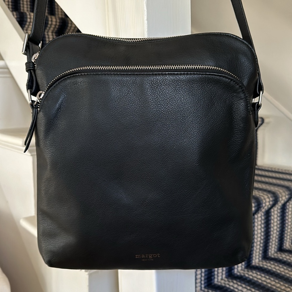 Margot NEW YORK Slim Black Leather Crossbody